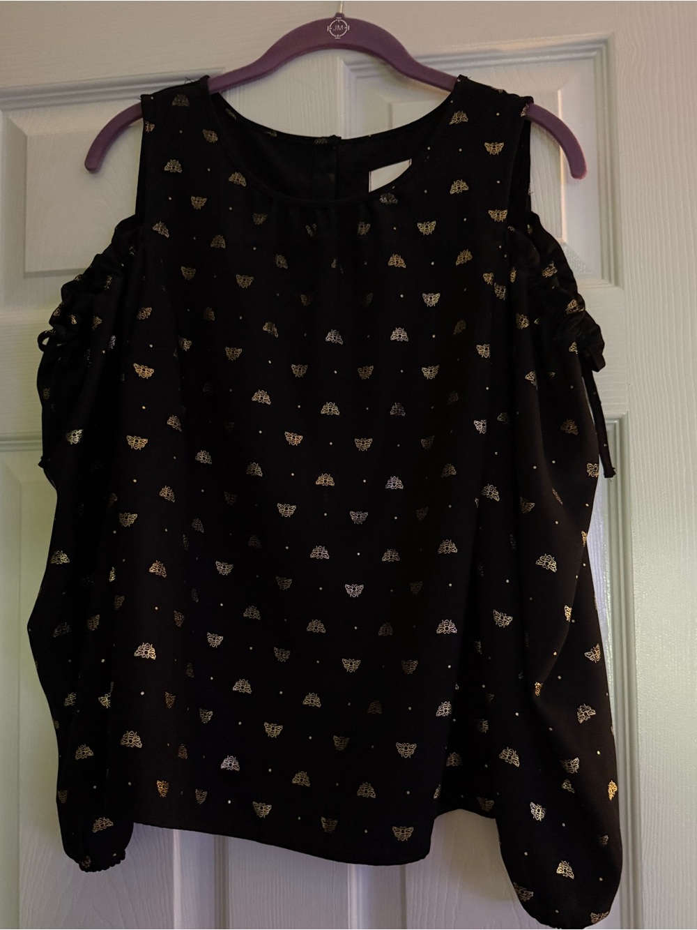 Cold shoulder long sleeve
